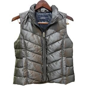 Lands End Woman’s puffer Vest Size M metallic silver grey
